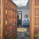 Gonzalez Sea Views 4*