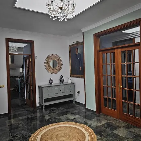 Gonzalez Sea Views Радазул