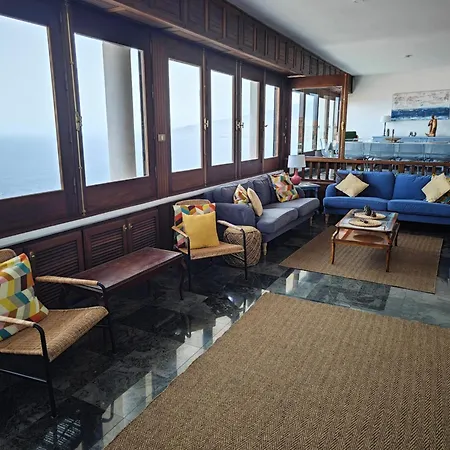 Gonzalez Sea Views Bed & Breakfast Radazul