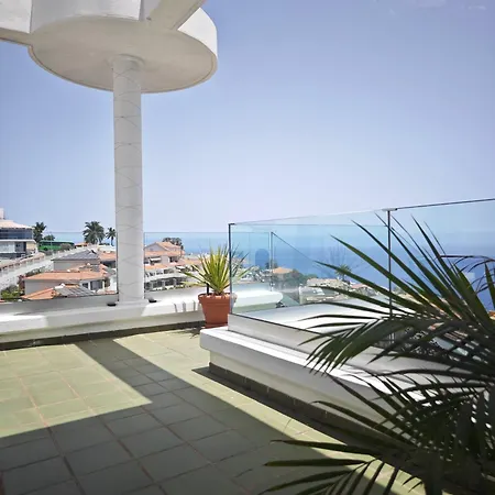 Gonzalez Sea Views 4* Радазул