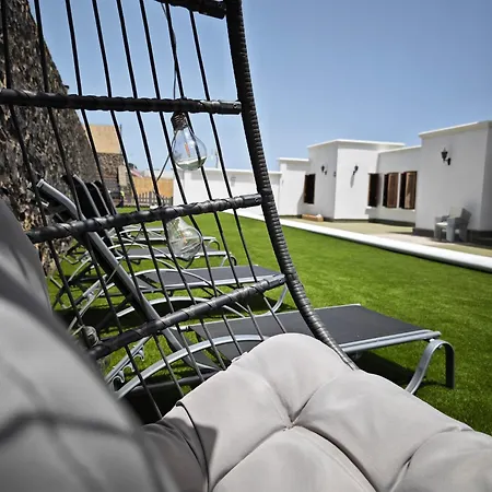 Gonzalez Sea Views Bed & Breakfast Radazul