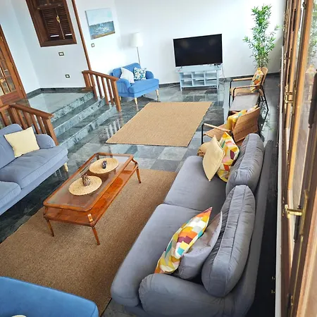 Gonzalez Sea Views Radazul