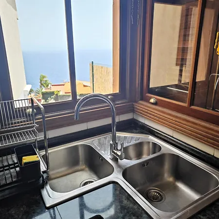 Gonzalez Sea Views 4*