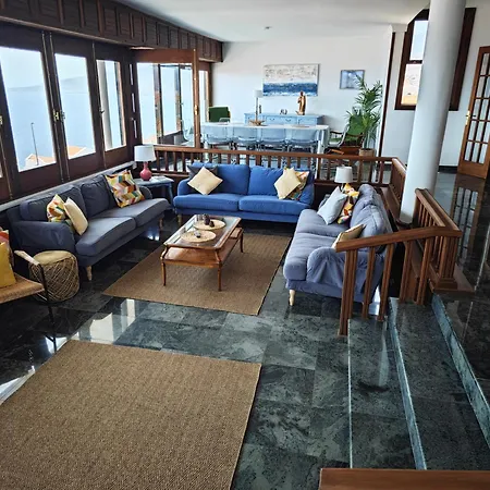 Gonzalez Sea Views Bed & Breakfast