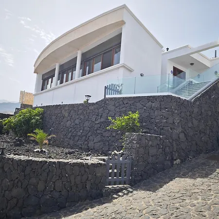 Gonzalez Sea Views * Radazul