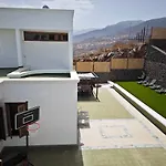 Gonzalez Sea Views 4* Radazul