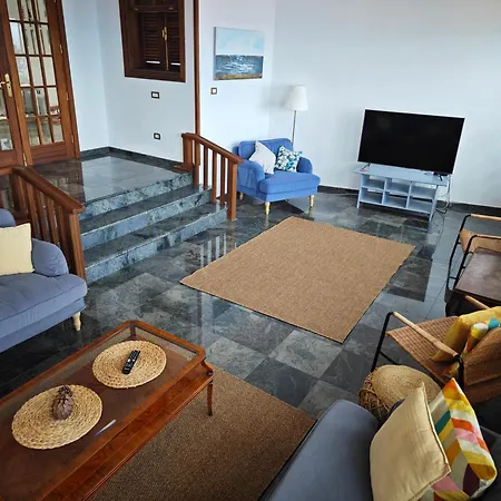 Villa Gonzalez Sea Views